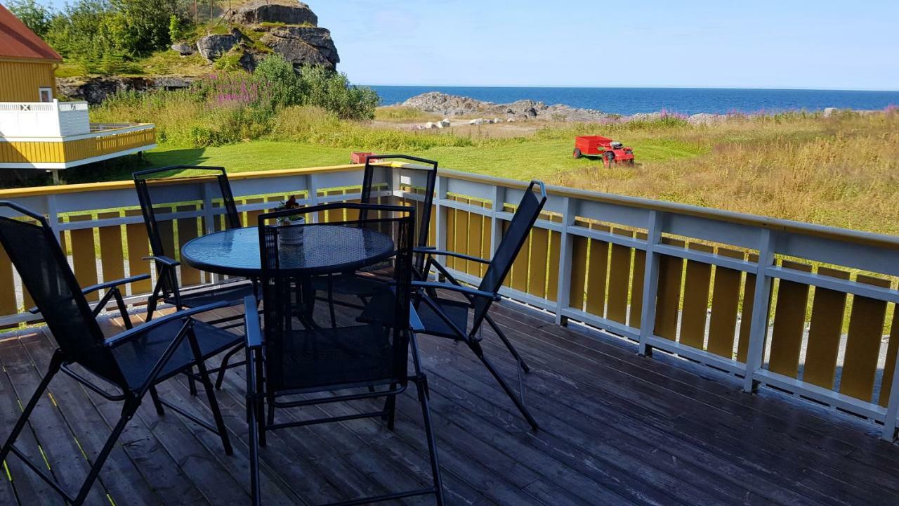 Farmer Apartment Laukvik Exterior photo